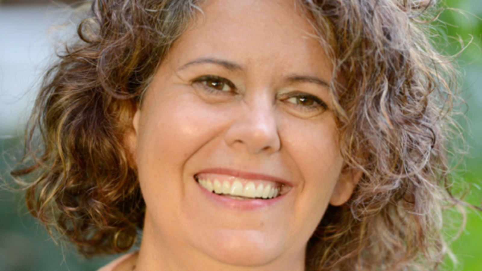 Dr Michelle Riedlinger